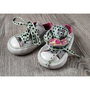 Converse Baby Girls‎ Shoes Heart Print Flip Tongue Lace Up Shoes Infant Size 2